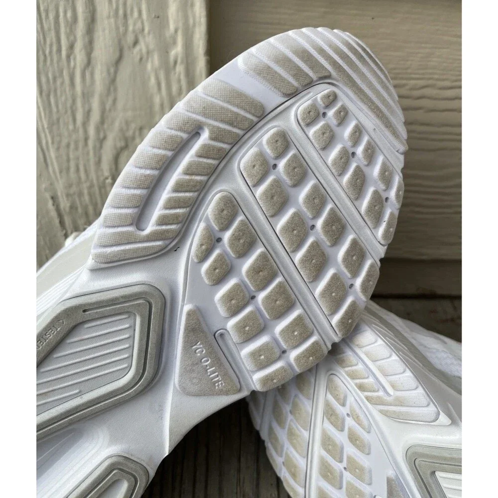 Nike Structure Plus Women’s 8.5 Running Shoes HQ3049-100 - White/Photon Dust
